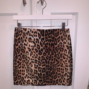 🩷CHEETAH PRINT MINI SKIRT❤️EXCELLENT CONDITION!